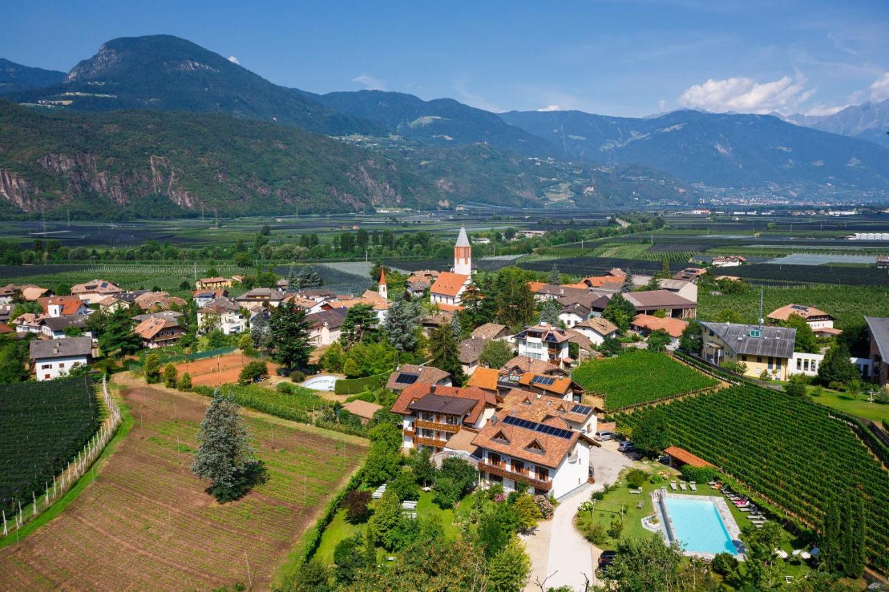 Hotel Neuhausmuehle Vilpiano Bagian luar foto